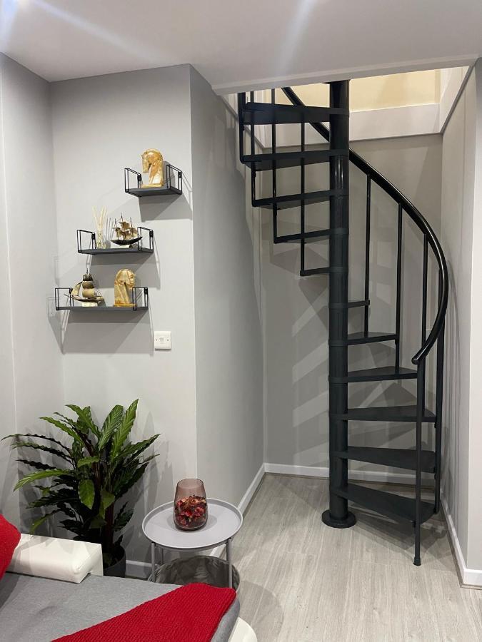 Unique Duplex Apartment Free Parking Free Wi-Fi 6 Minutes From Leeds City Centre エクステリア 写真