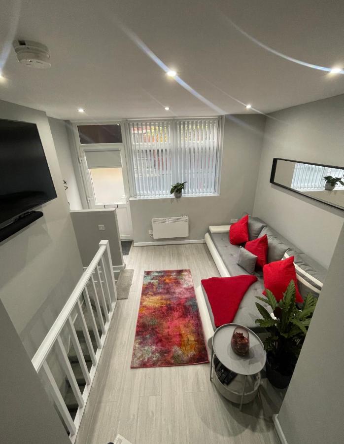 Unique Duplex Apartment Free Parking Free Wi-Fi 6 Minutes From Leeds City Centre エクステリア 写真